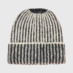 Women's beanie with two-color knit