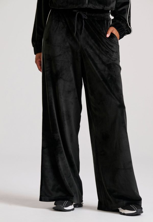 Wide leg fit velour joggers