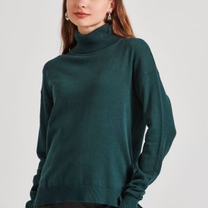 Women's turtleneck pullover - The essentials
