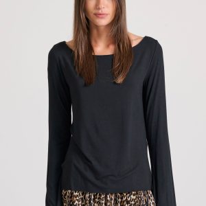 Women's long sleeve top with raw edges