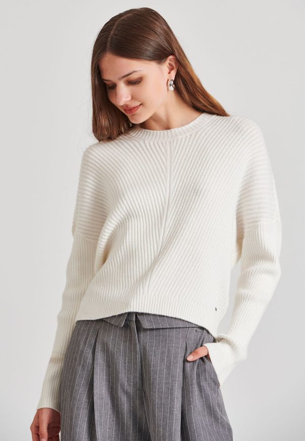 Women's viscose cropped pullover - Image 2