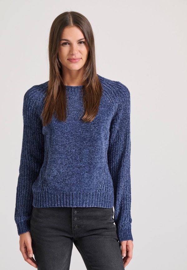 Crew neck chenille pullover - Image 2