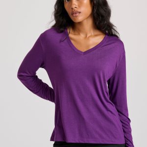 V-neck long sleeve blouse