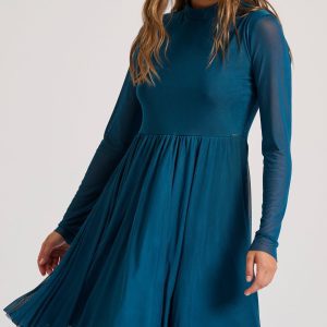 Mini dress with external lining and tulle