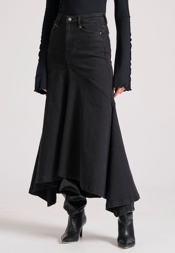 Maxi denim skirt with asymmetrical hem