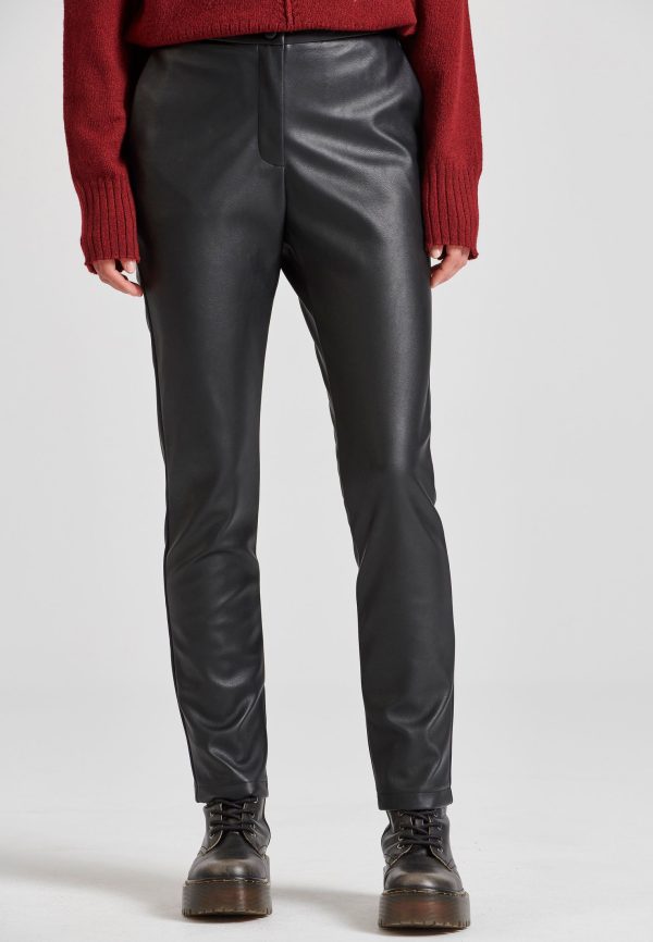 Eco leather slim fit chino pants (PU)