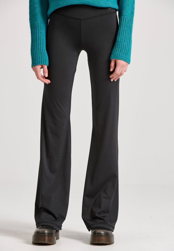 Flare fit women's leggings