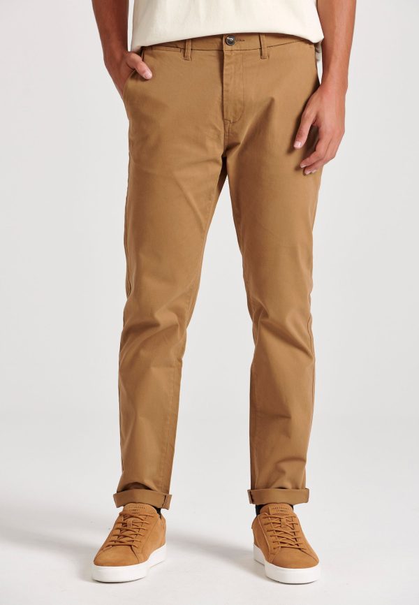 Men's chino pants - The essentials