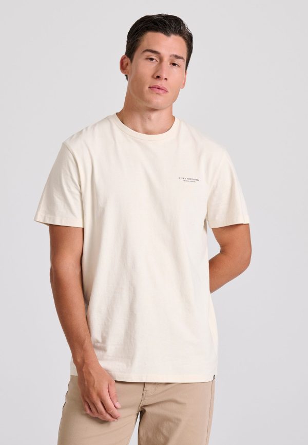 Crew-neck men's t-shirt  - The essentials