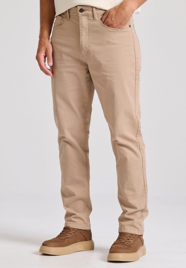Loose tapered fit casual pants in jacquard pattern