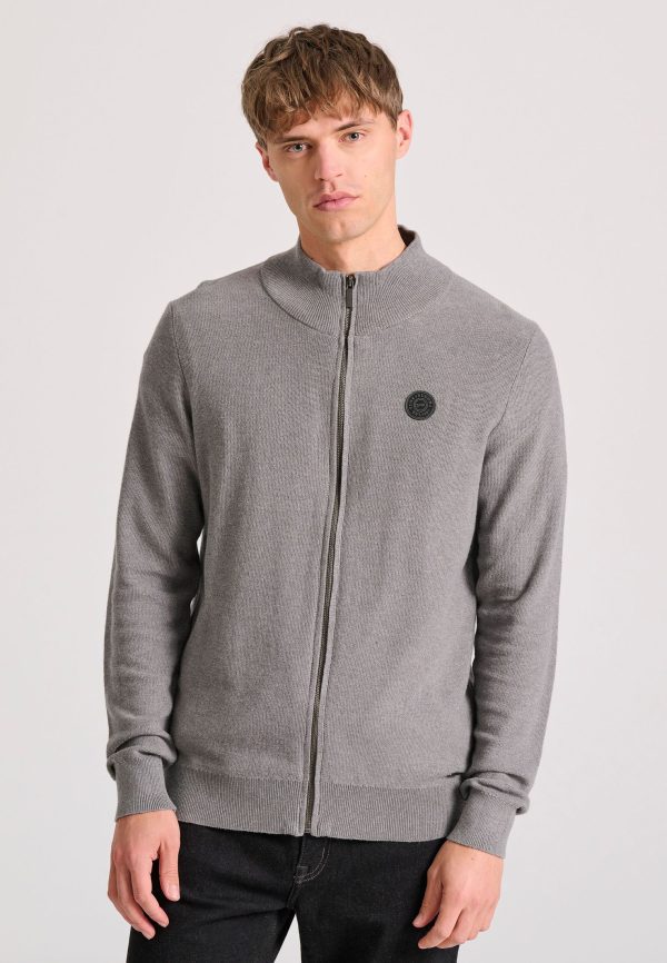 Men's knitted cardigan with rubber label - Image 3