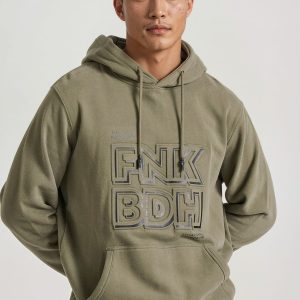Relaxed fit overhead hoodie with embossed print on the chest