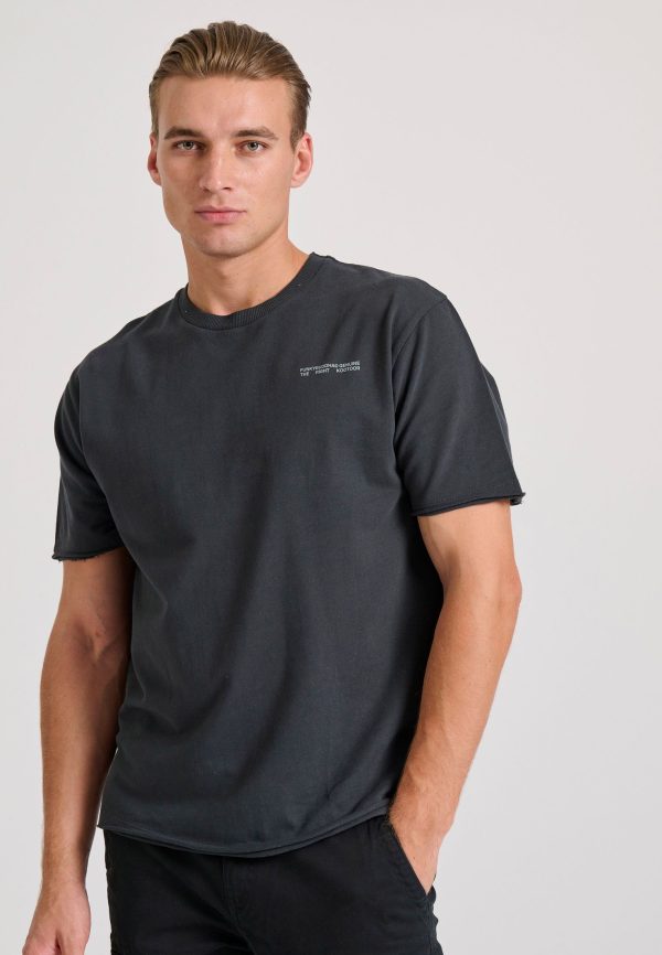 Relaxed fit t-shirt with graphic print on the back