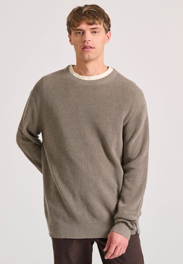 Loose fit casual sweater with structure weaving - Image 2