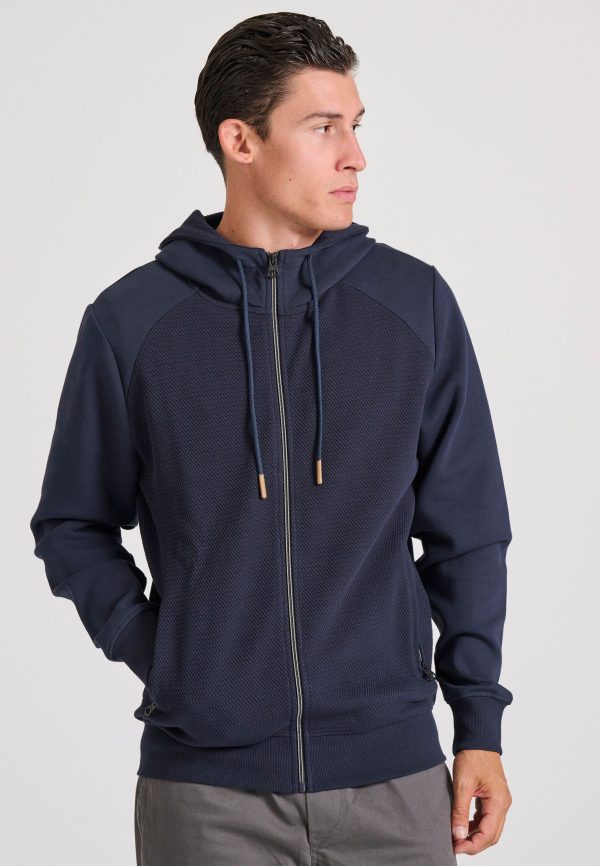Men's zip-up hoodie with wafle weaving