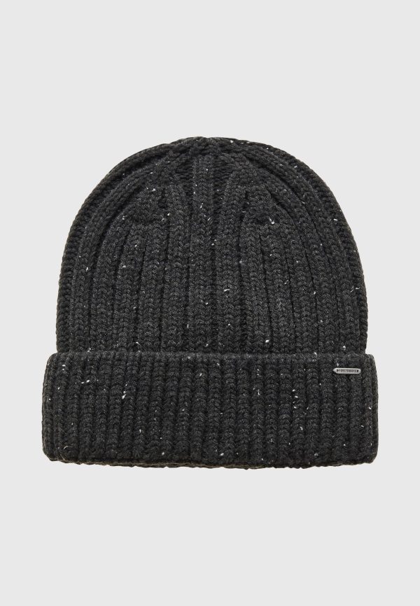 Cable knitted men's beanie - Image 4