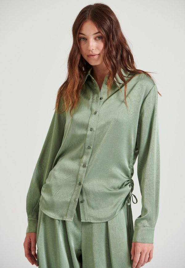 Satin shirt with 3d crinkled effect - Image 2