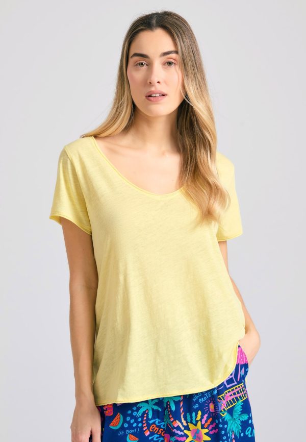 Women's V-neck t-shirt with raw edges - The essentials - Image 5