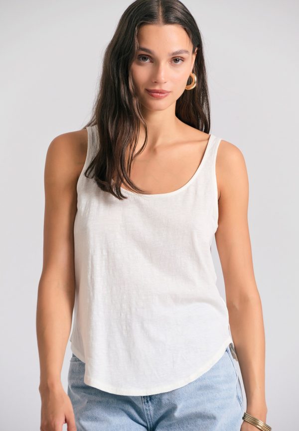 Women's tank top with longer back - Image 2