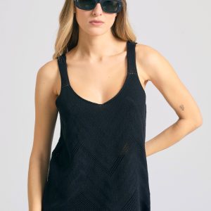 Women's knitted sleeveless blouse in jacquard weave
