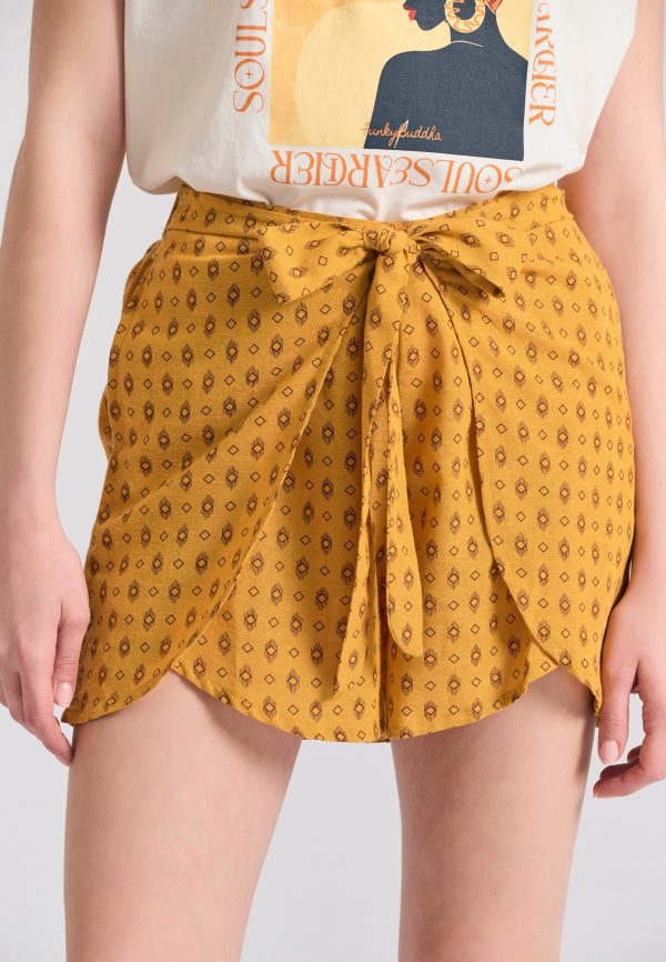 Linen blend shorts with tie waist - Image 2