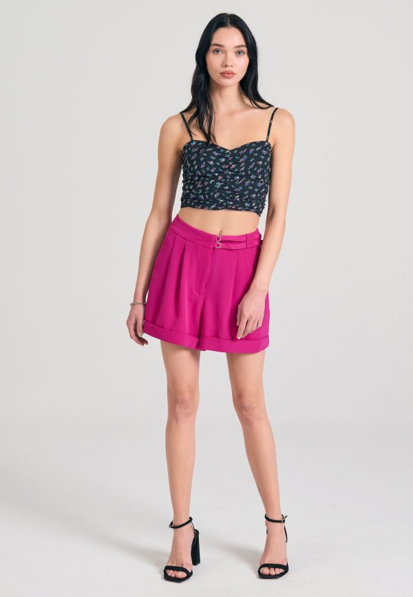 Loose fit shorts with waist pleats - Image 2