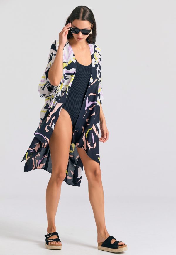 Women's kimono with abstract print
