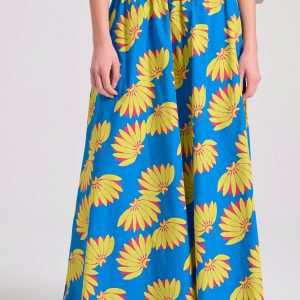 Oversized all over printed pants with exotic print