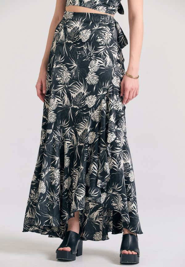 All over printed maxi wrapped skirt with ruffles