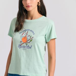 Women's t-shirt with graphic print on the chest