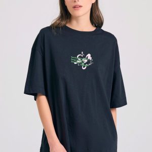 Women's loose fit t-shirt with abstract text artwork print