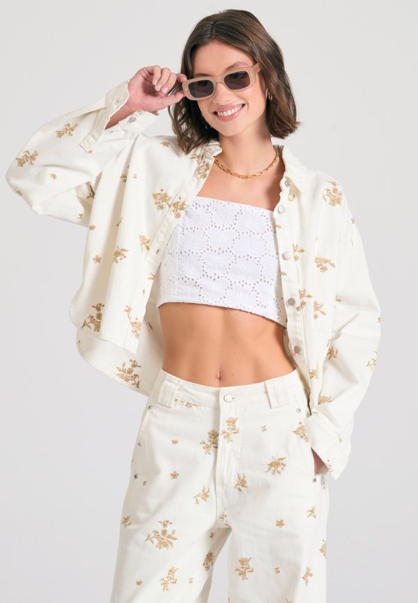 Oversized women's denim jacket with embroidery