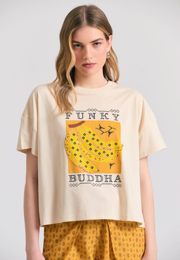 Women's loose fit organic cotton chest printed t-shirt