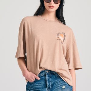 Oversized garment dyed t-shirt with print on the back