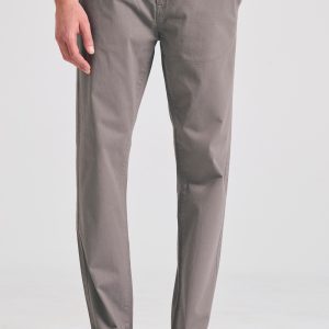 Men's chino pants - The essentials
