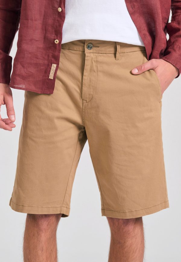 Men's chino shorts - The essentials - Image 5