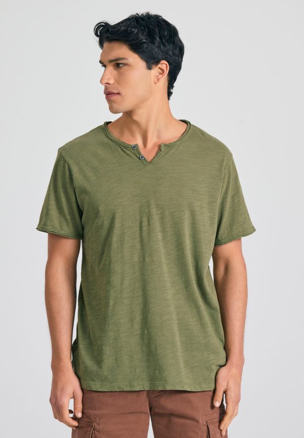 T-shirt with henley neck and raw cuts - The essentials