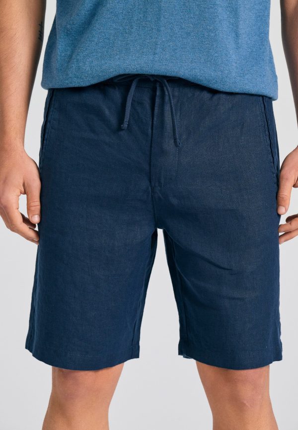 Men's comfort fit garment dyed linen shorts - Image 5