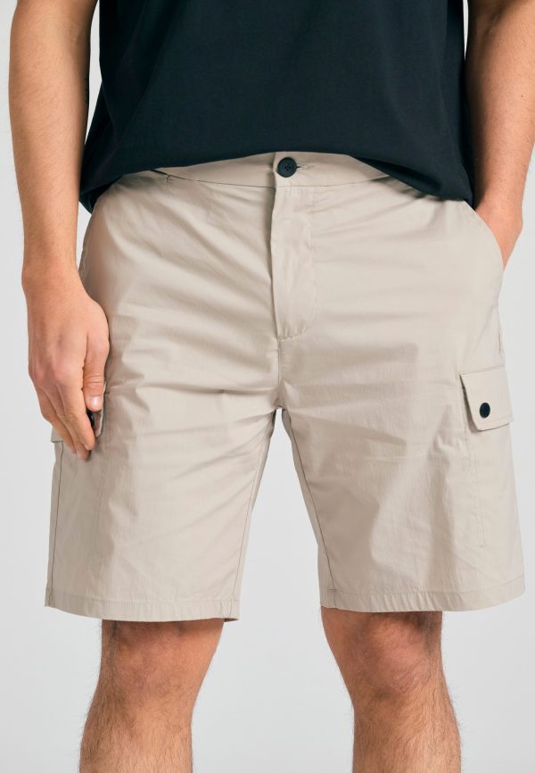 Comfort fit cargo shorts - Image 2