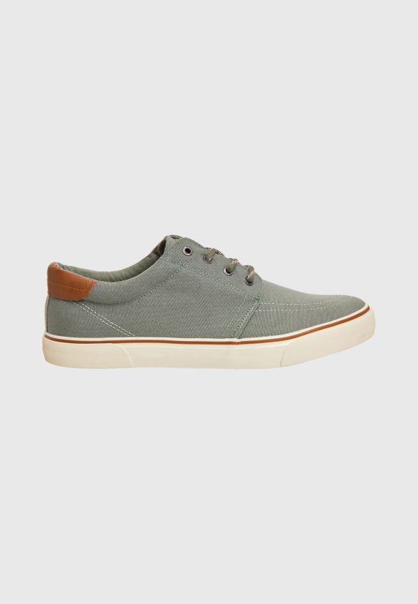Men's sneakers - Image 11
