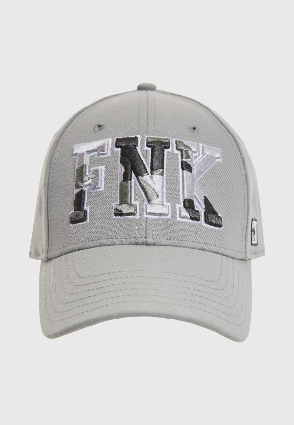 Men's cap with branded embroidery