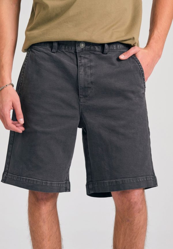 Men's comfort fit garment dyed denim shorts - Image 3
