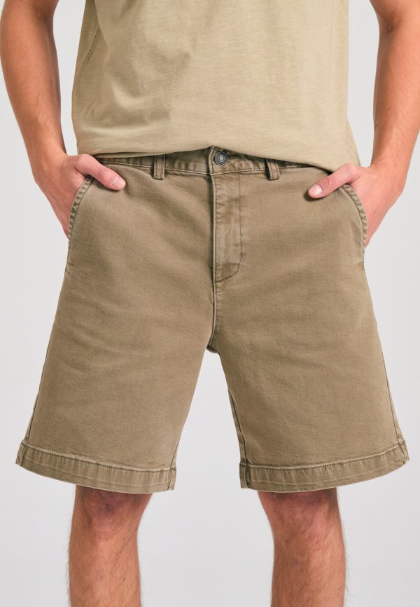 Men's comfort fit garment dyed denim shorts - Image 2