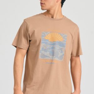 T-shirt with graphic print on the chest