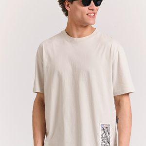 Relaxed fit t-shirt with abstract print